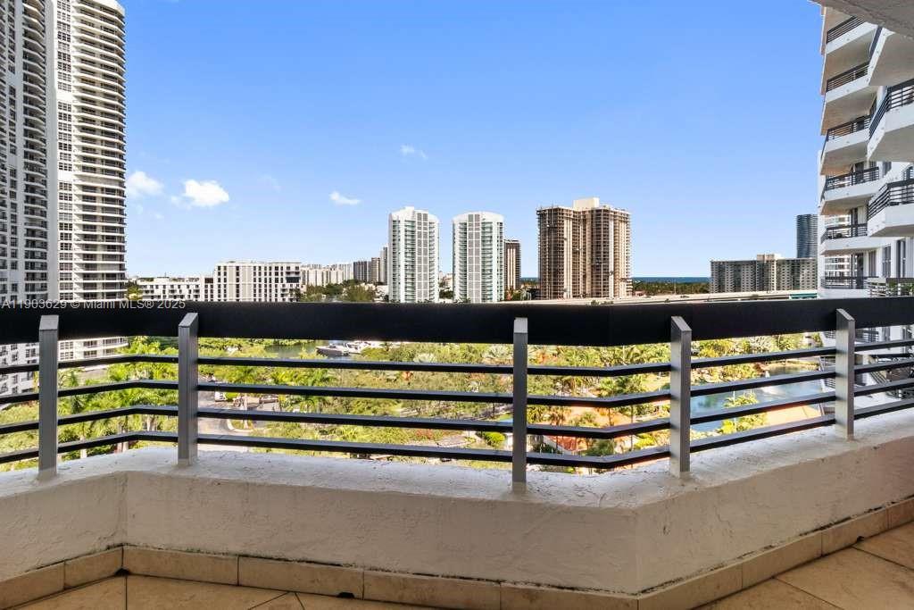 View photos, virtual tours, details... 3600 Mystic Pointe Dr 1209