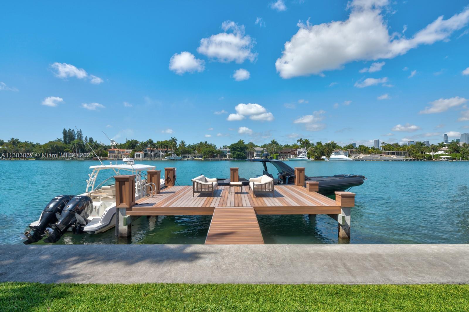 HIBISCUS ISLAND - Residential