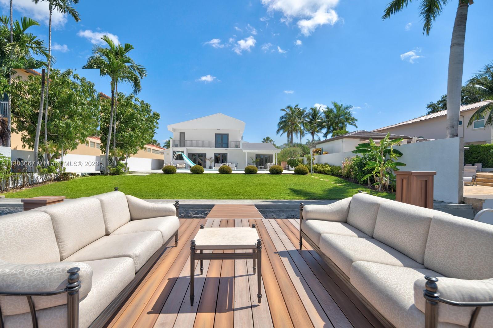 HIBISCUS ISLAND - Residential