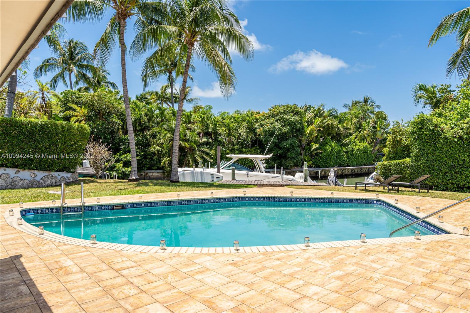 CAPE FLORIDA SUB SEC 3 - Residential