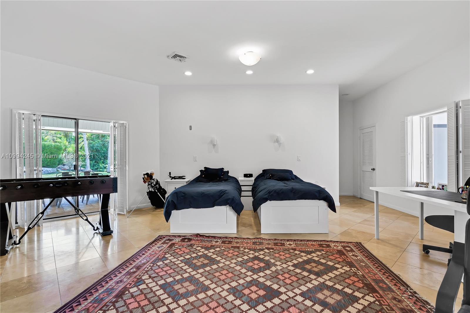 CAPE FLORIDA SUB SEC 3 - Residential