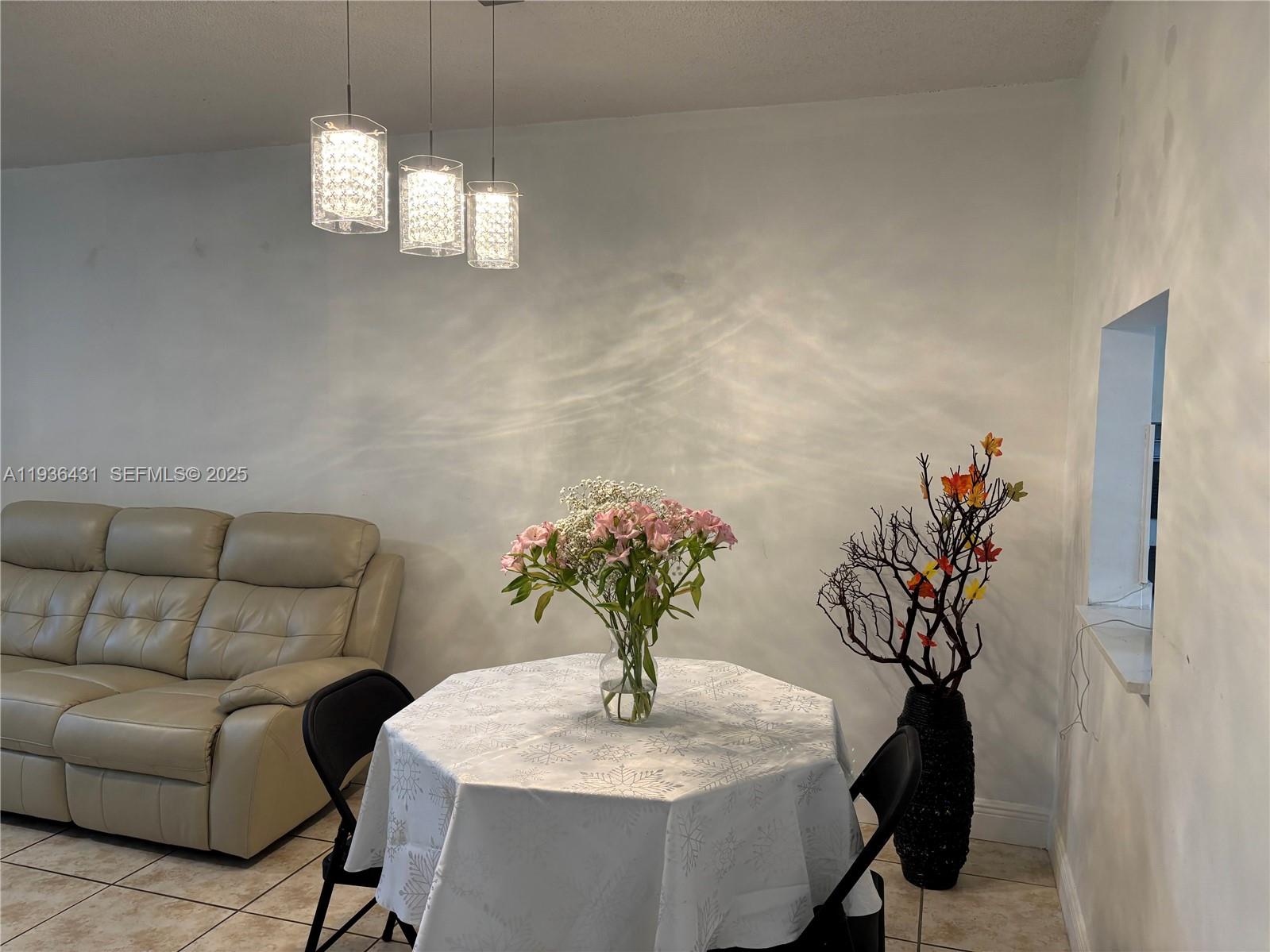 CAMBRIDGE HOUSE WEST - Residential Lease