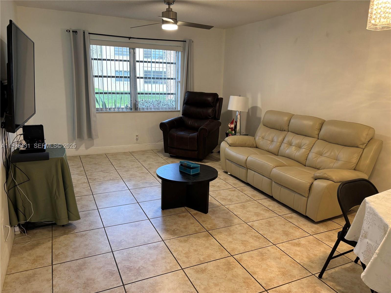 CAMBRIDGE HOUSE WEST - Residential Lease