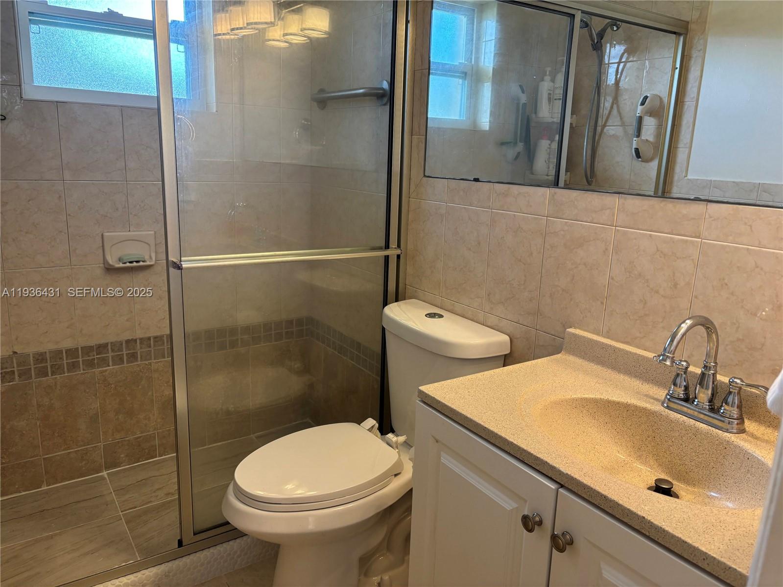 CAMBRIDGE HOUSE WEST - Residential Lease