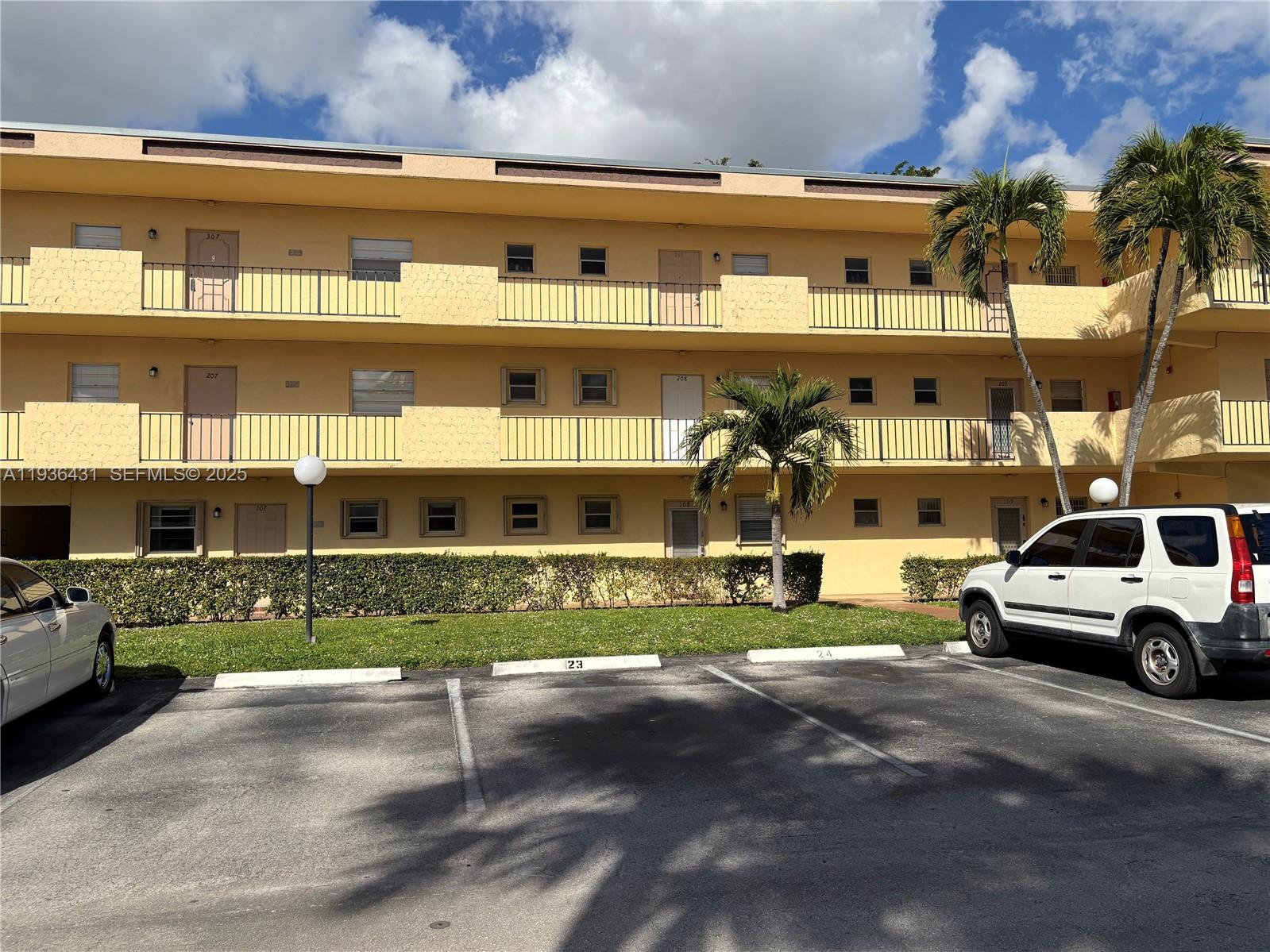 CAMBRIDGE HOUSE WEST - Residential Lease