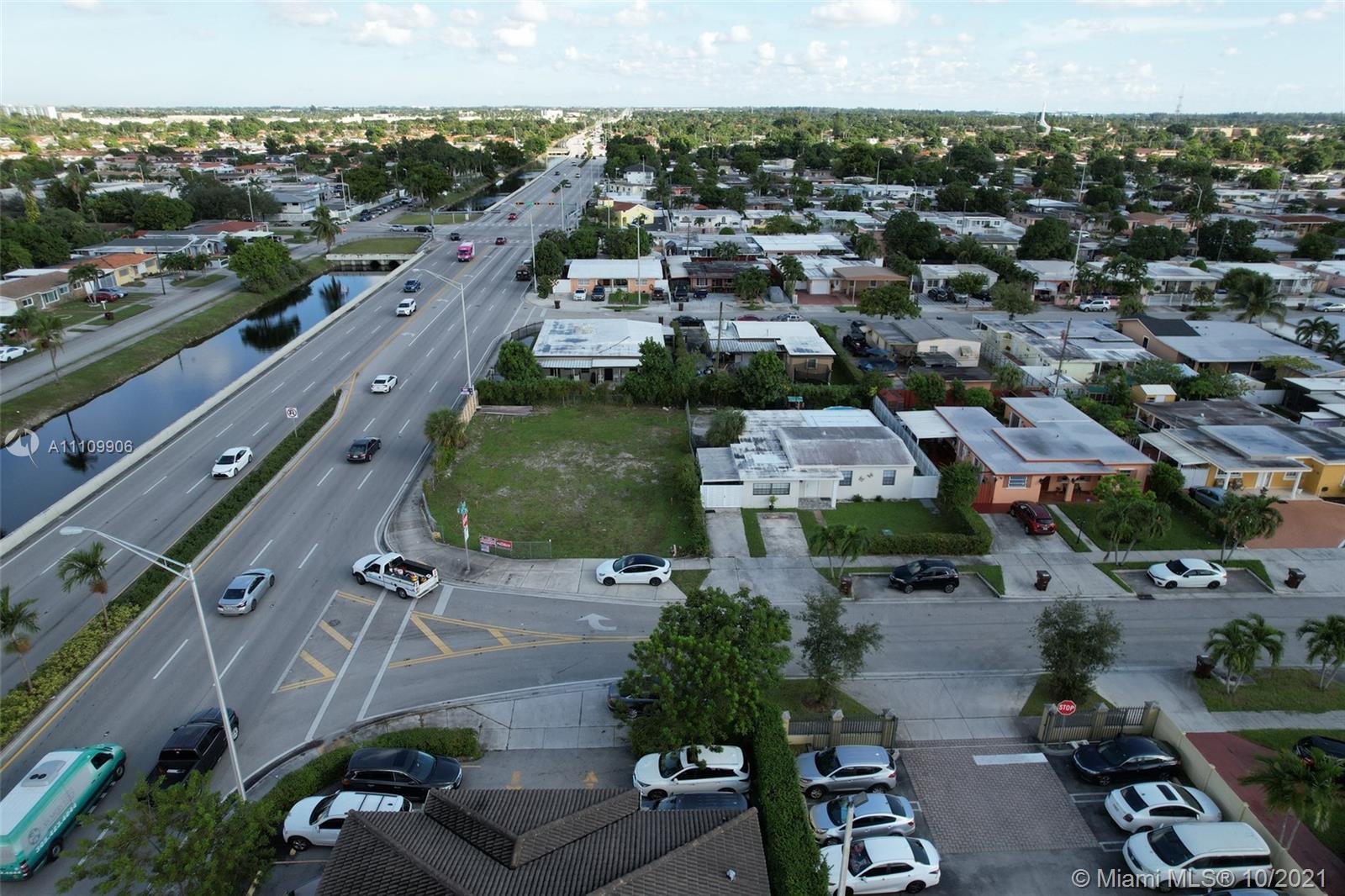 CAROLE ANNE PARK - Land