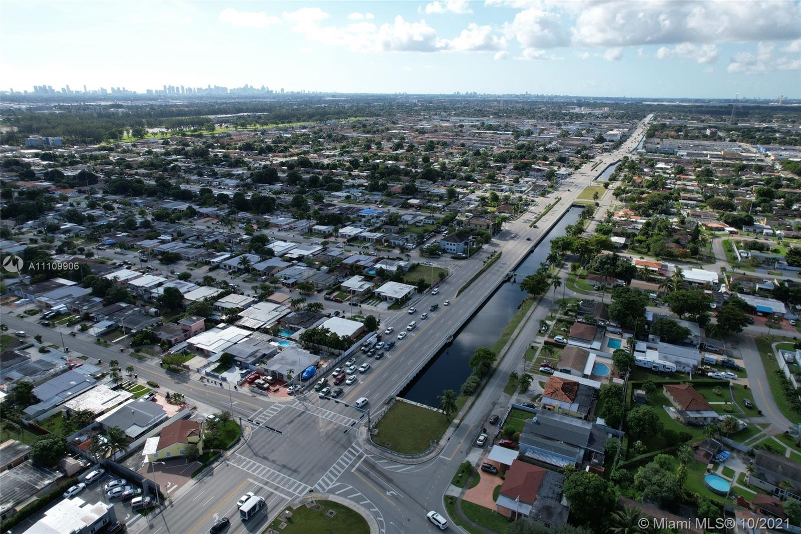 CAROLE ANNE PARK - Land