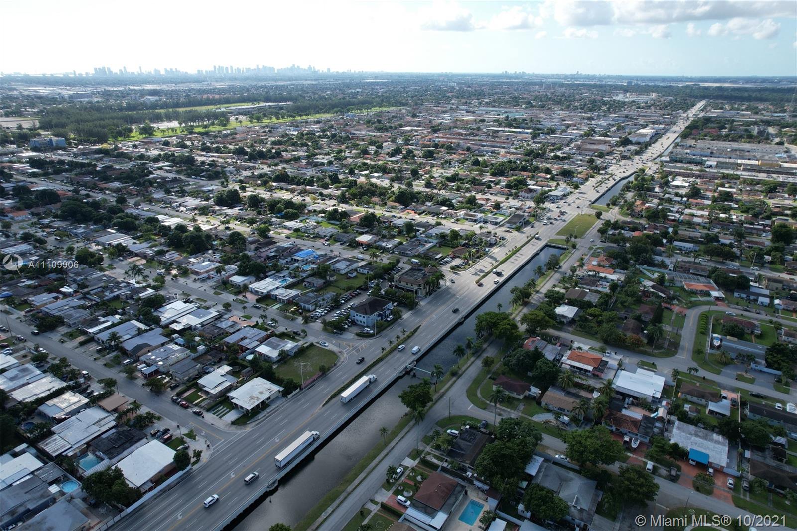 CAROLE ANNE PARK - Land