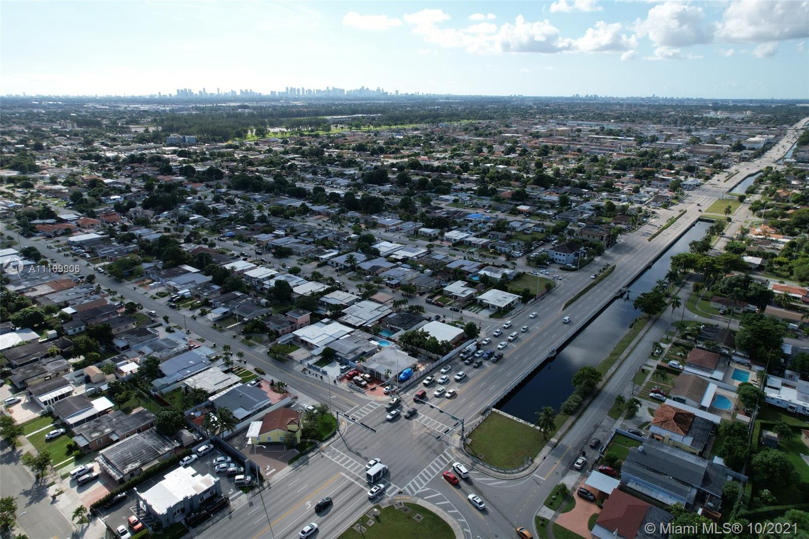 CAROLE ANNE PARK - Land