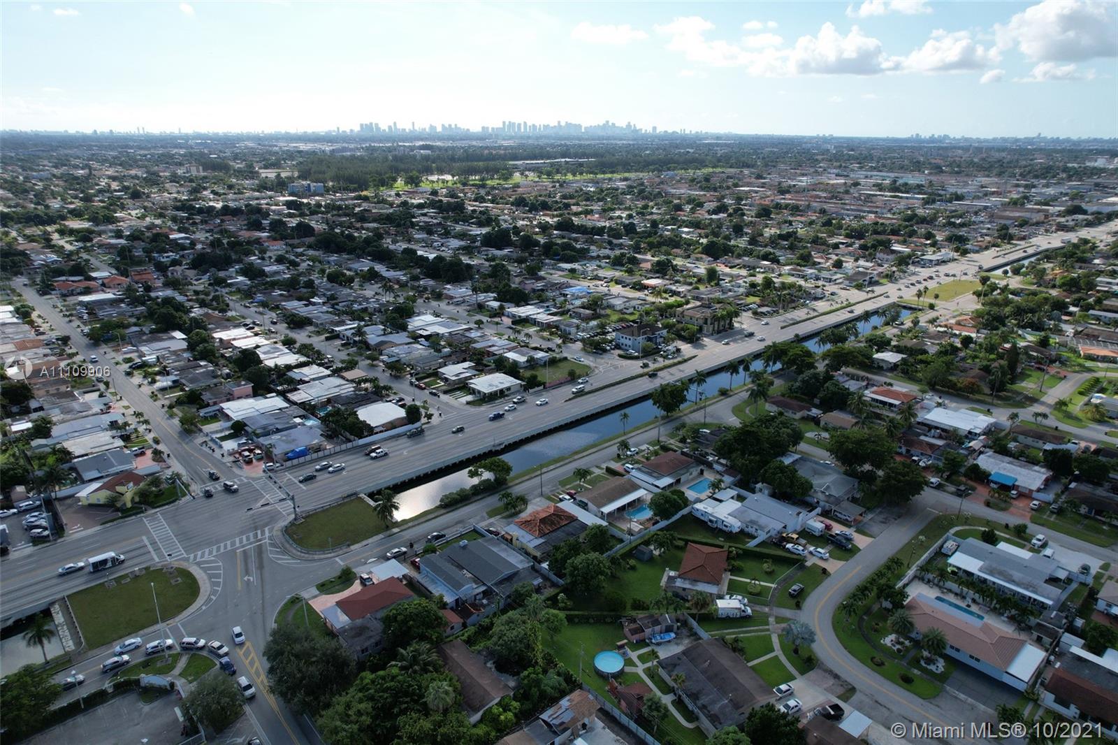 CAROLE ANNE PARK - Land