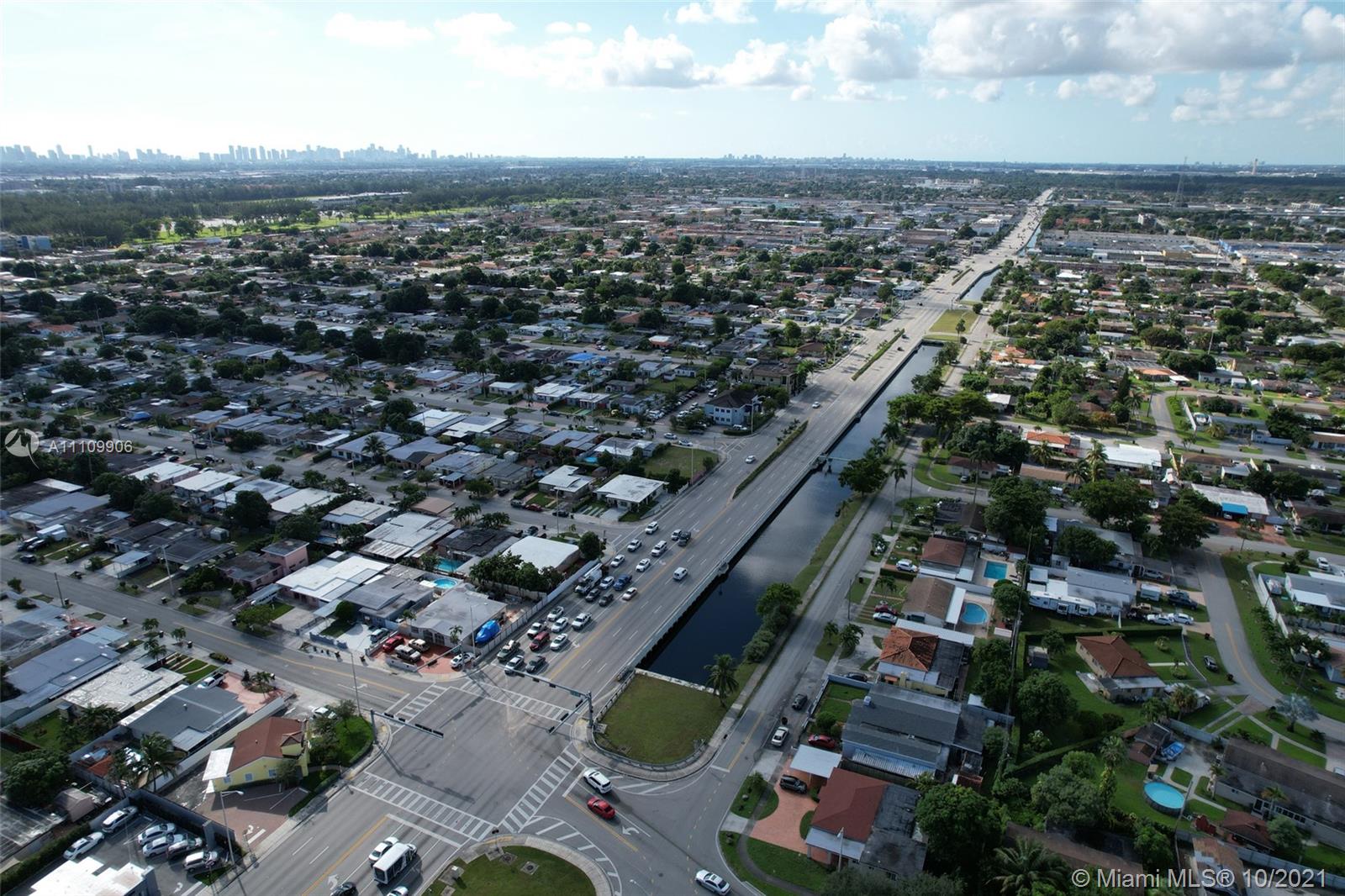 CAROLE ANNE PARK - Land