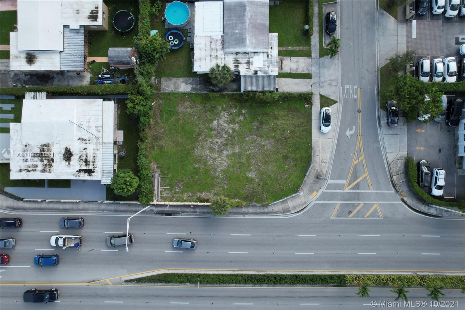 CAROLE ANNE PARK - Land