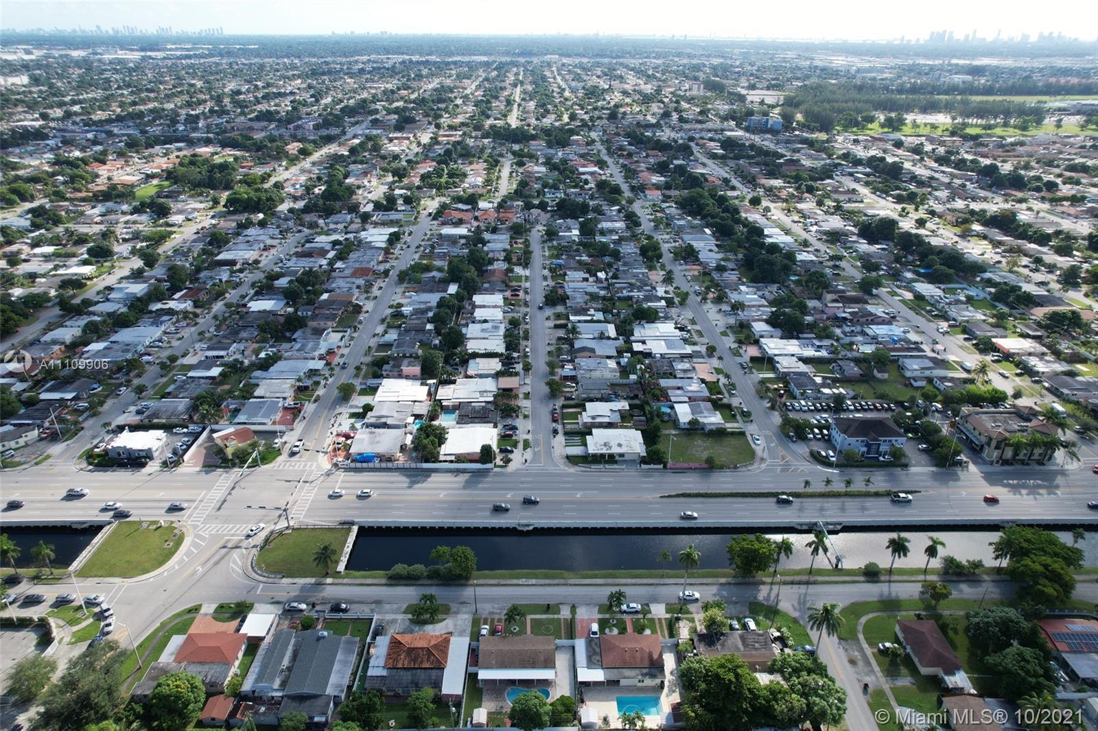 CAROLE ANNE PARK - Land