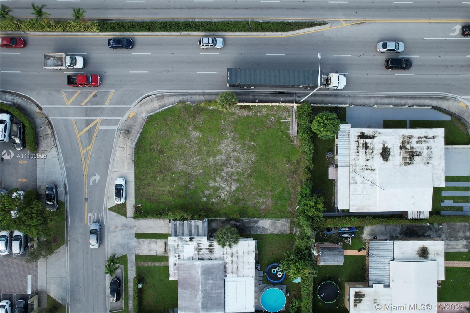 CAROLE ANNE PARK - Land