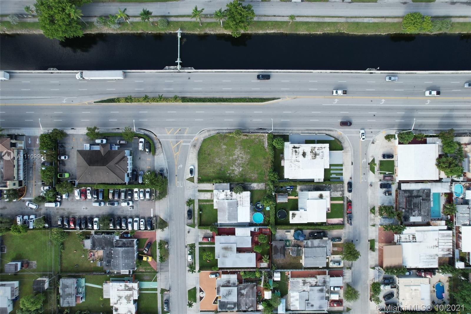 CAROLE ANNE PARK - Land