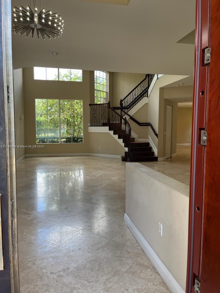 2750 E Jockey Cir E