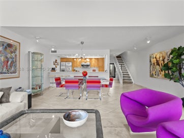 8133 SW 86th Ter Miami FL 33143