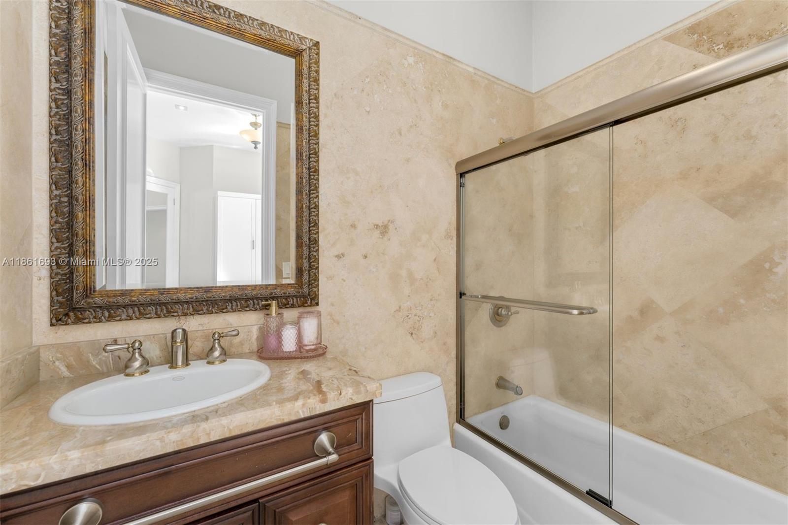 ROCKDALE ESTATES - Residential