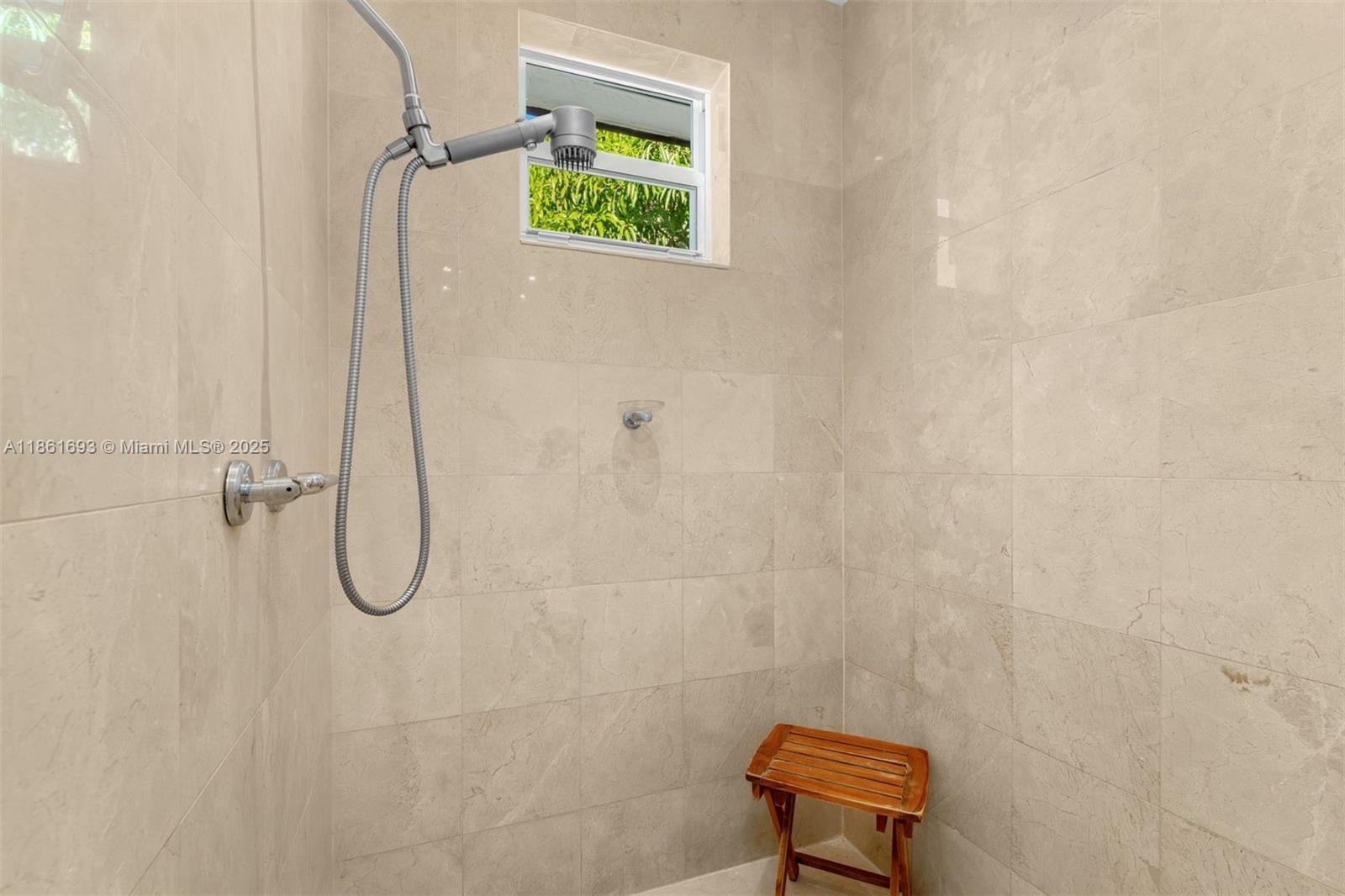 ROCKDALE ESTATES - Residential