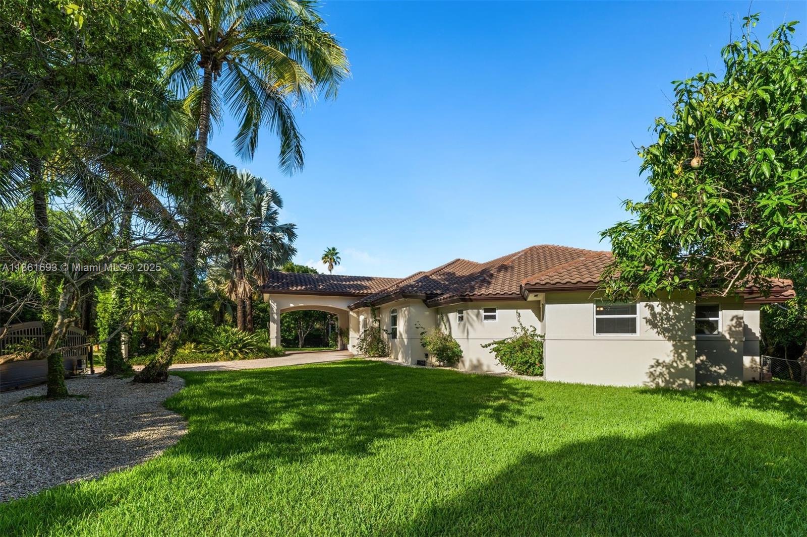 ROCKDALE ESTATES - Residential