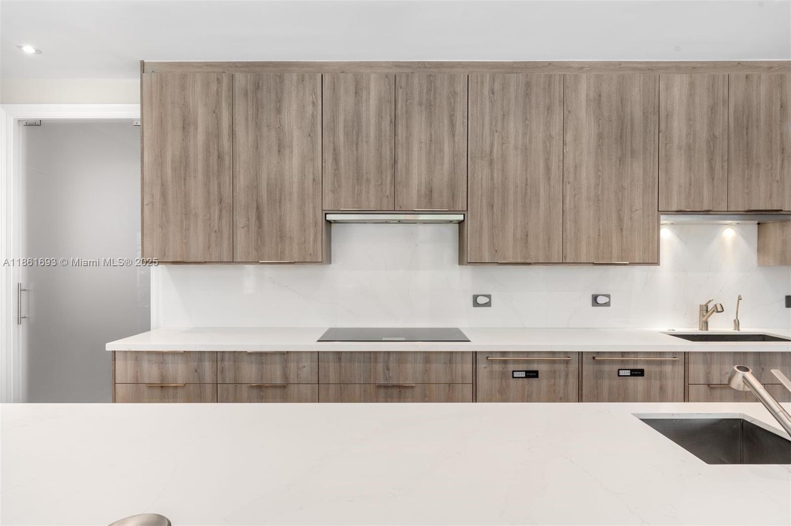 ROCKDALE ESTATES - Residential