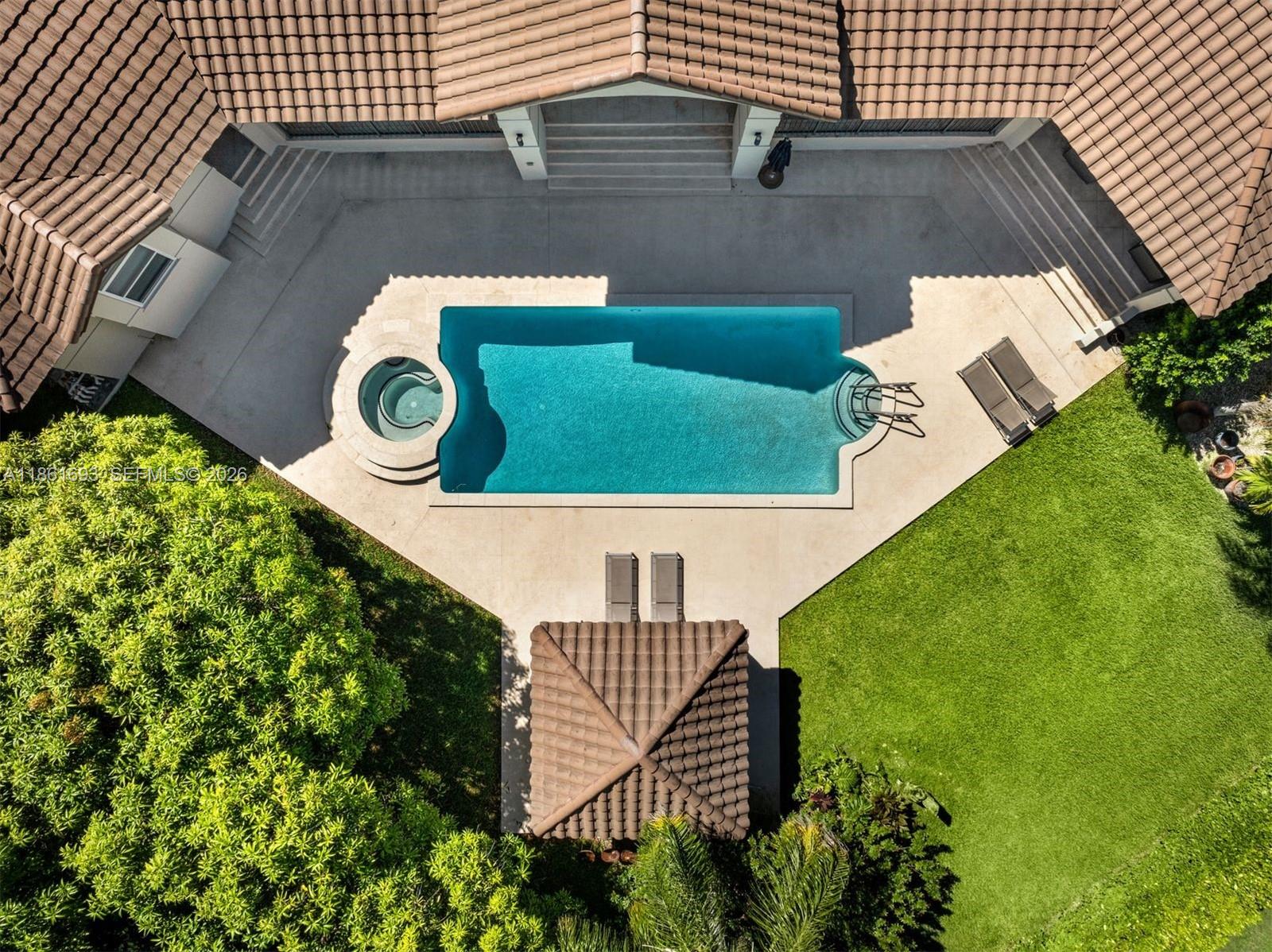 ROCKDALE ESTATES - Residential