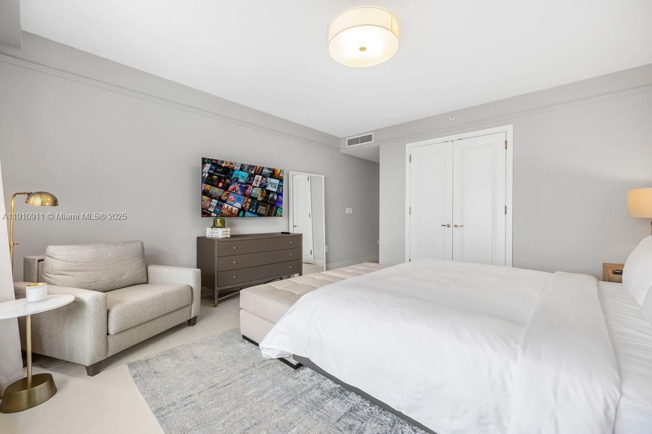 MILLENNIUM TOWER CONDOMIN - Residential Lease