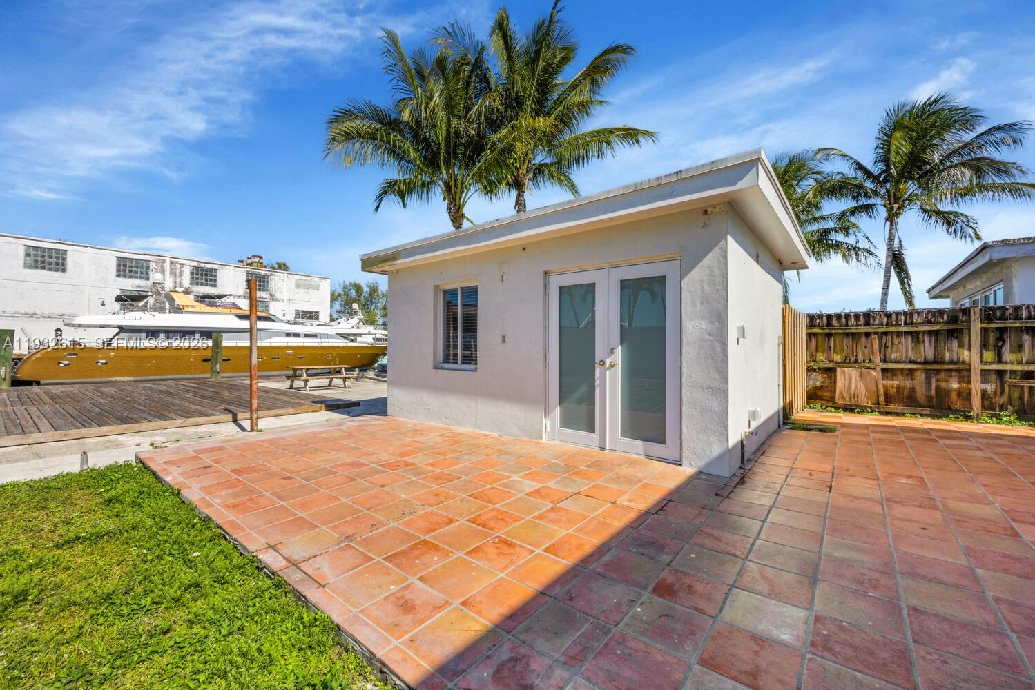 GRAPELAND HEIGHTS 2ND SEC - Residential