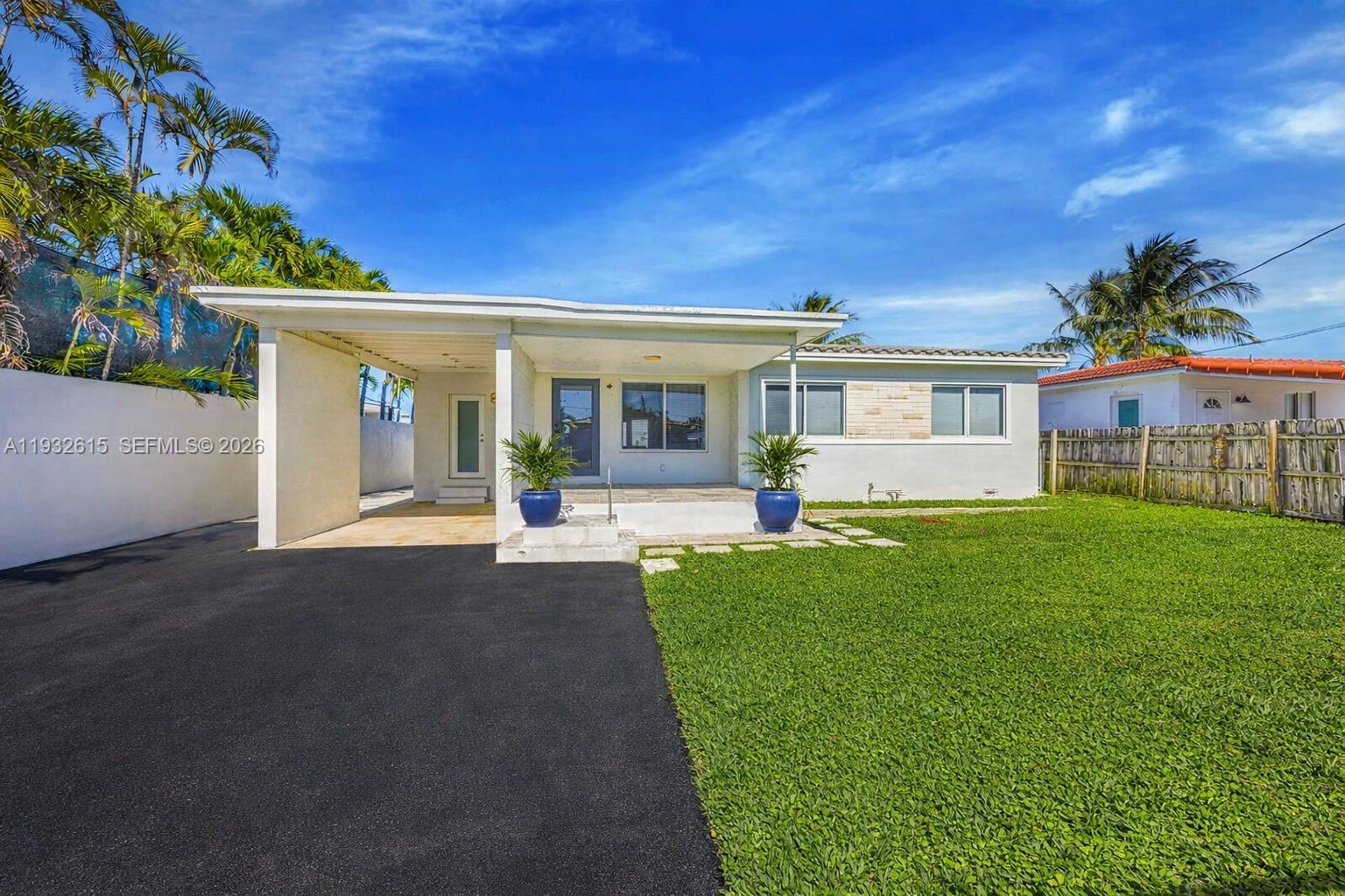 GRAPELAND HEIGHTS 2ND SEC - Residential