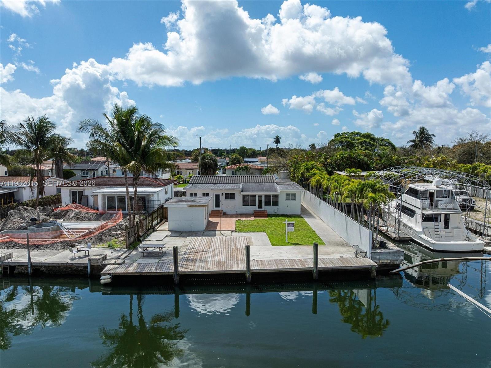 GRAPELAND HEIGHTS 2ND SEC - Residential