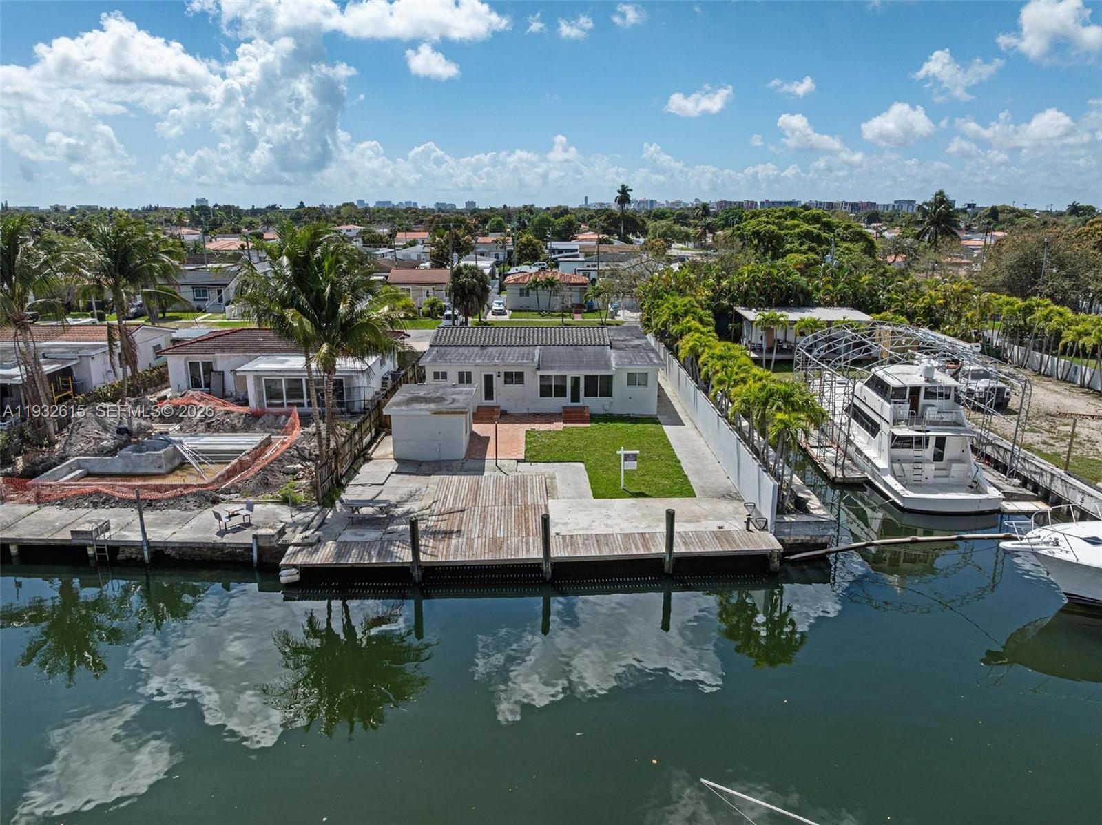 GRAPELAND HEIGHTS 2ND SEC - Residential