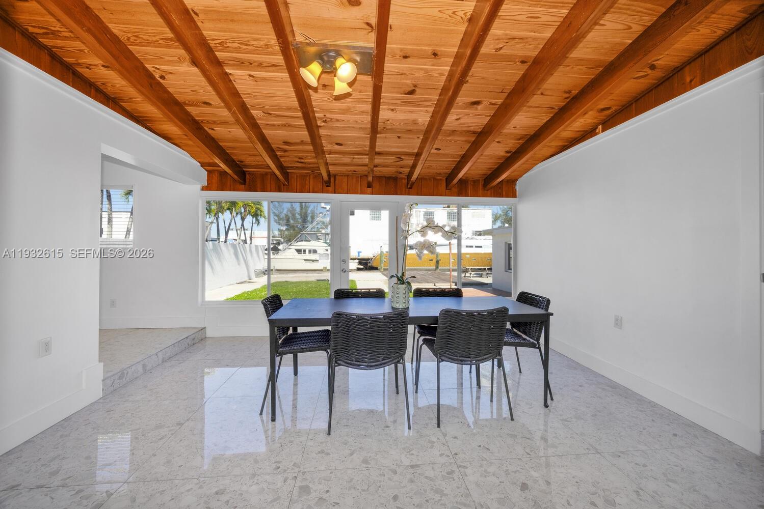 GRAPELAND HEIGHTS 2ND SEC - Residential