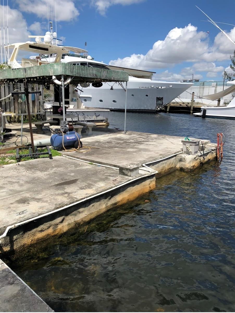 GRAPELAND HEIGHTS 2ND SEC - Residential