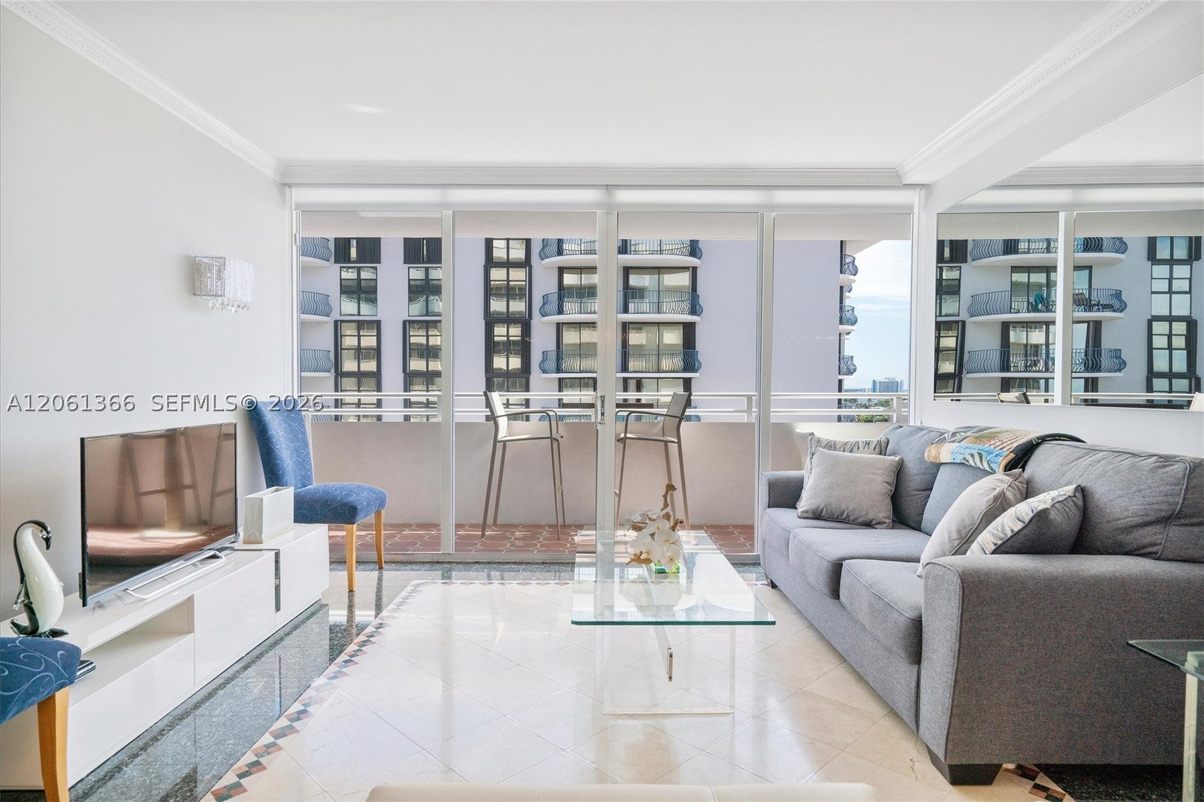 8911 Collins Ave 802