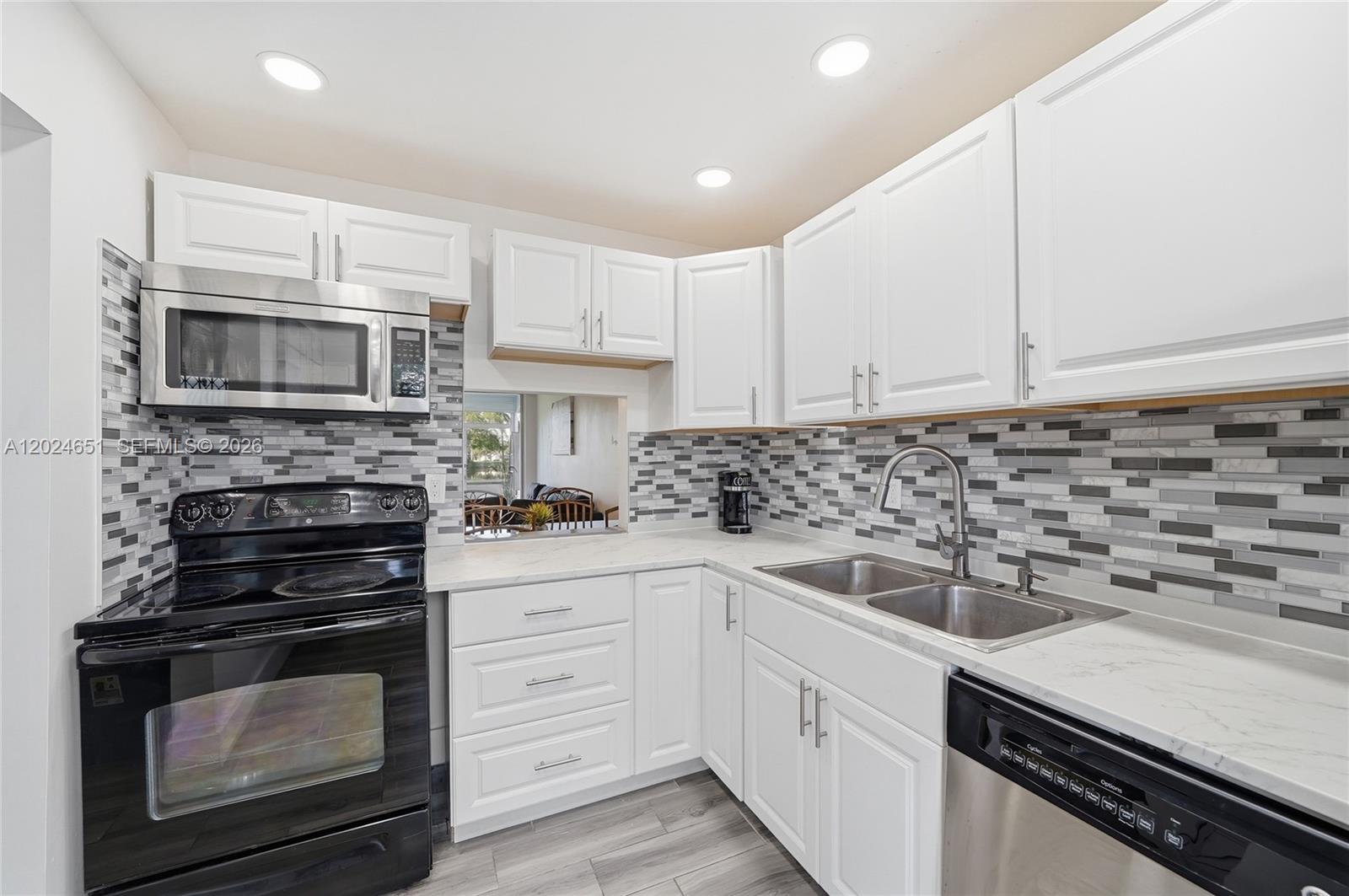 BERMUDA CLUB EIGHT CONDO - Residential Lease