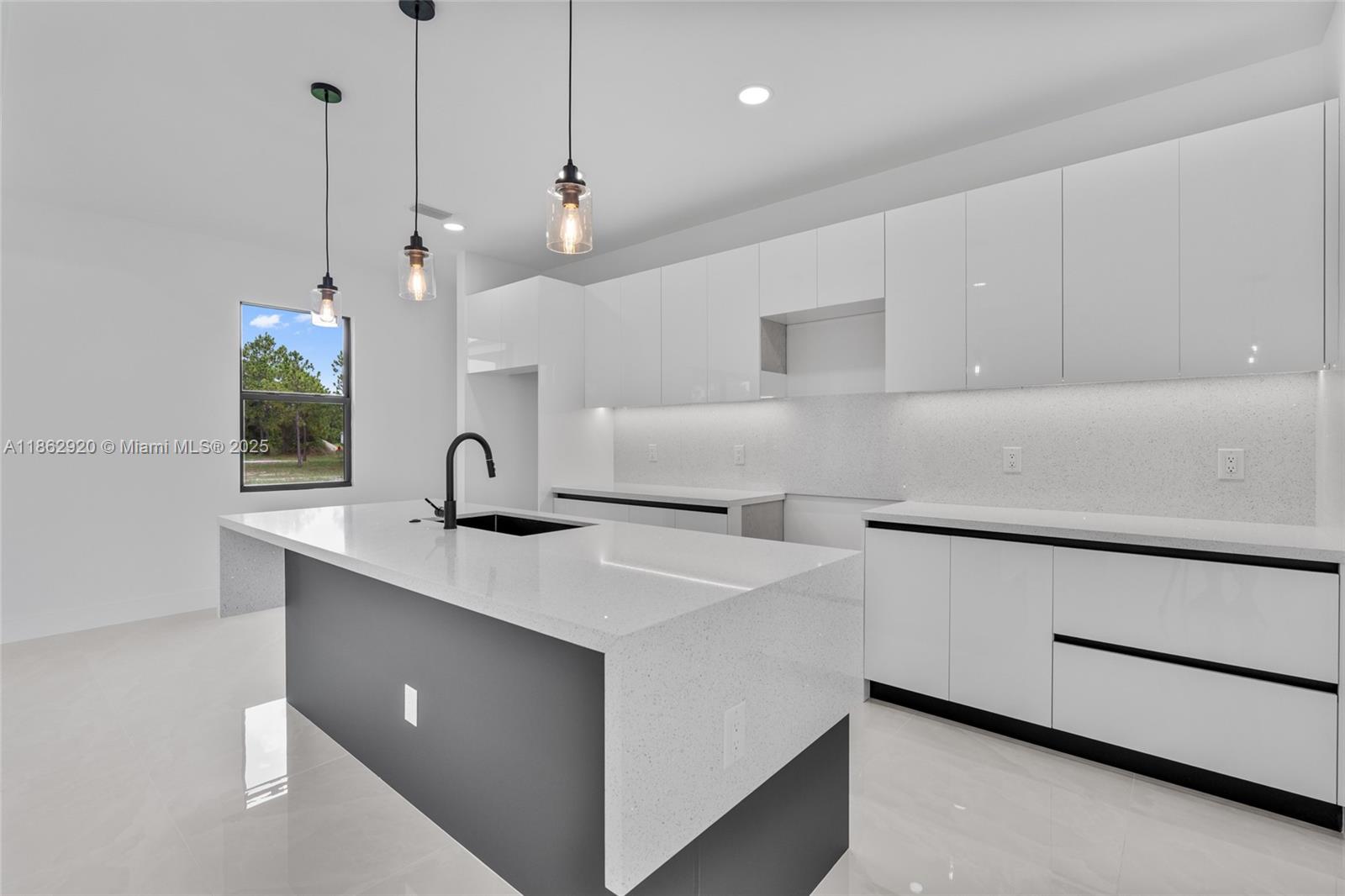 Sunshine - Residential