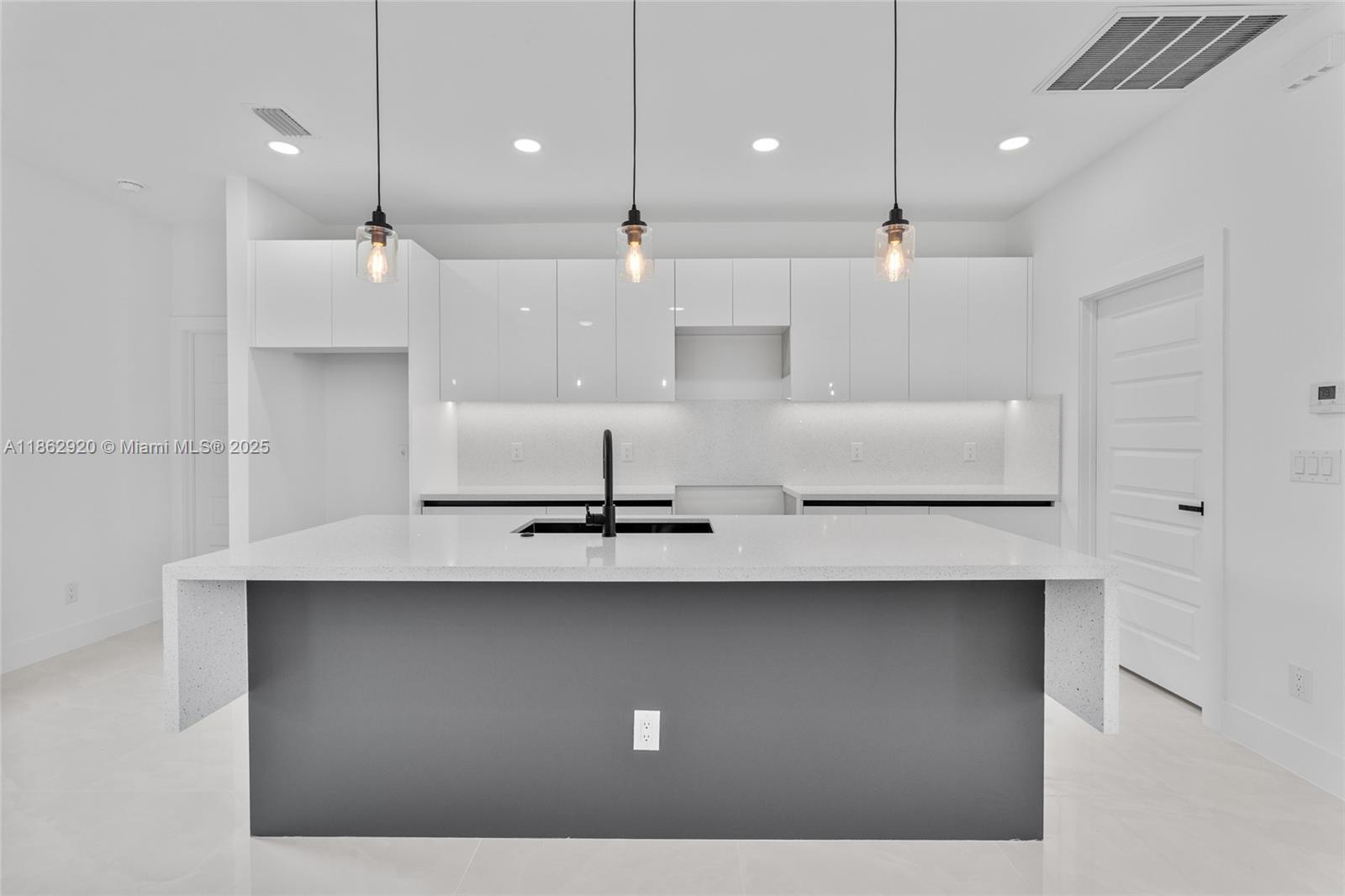 Sunshine - Residential