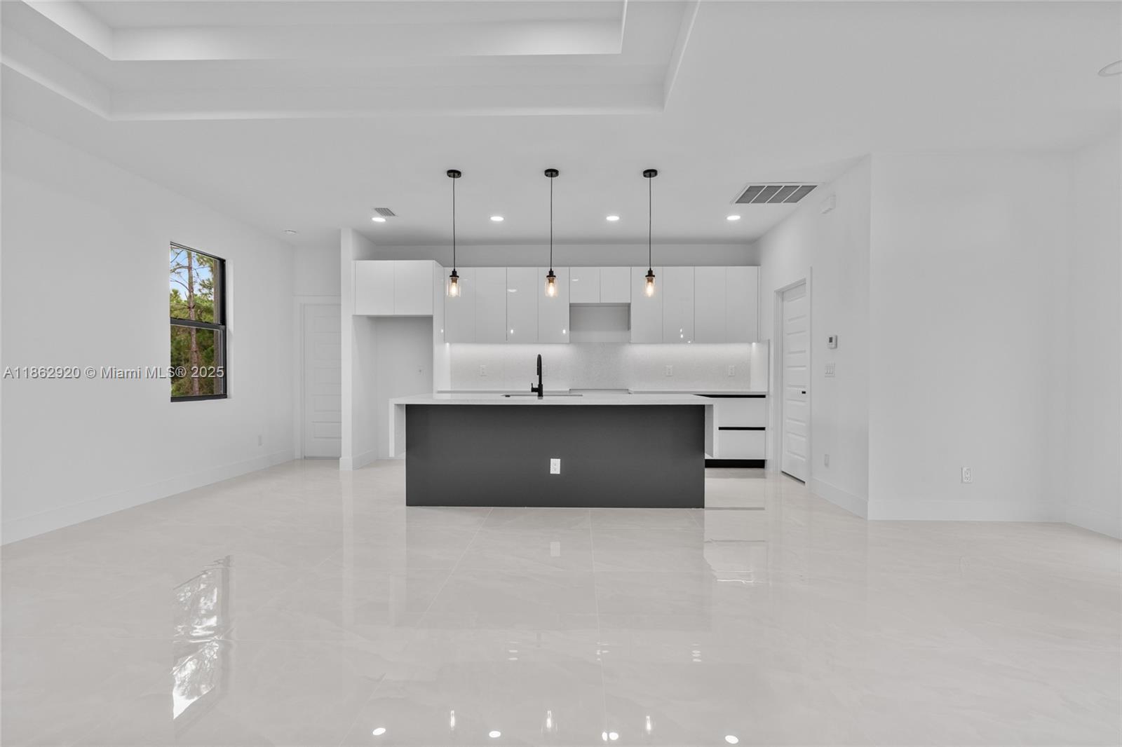 Sunshine - Residential