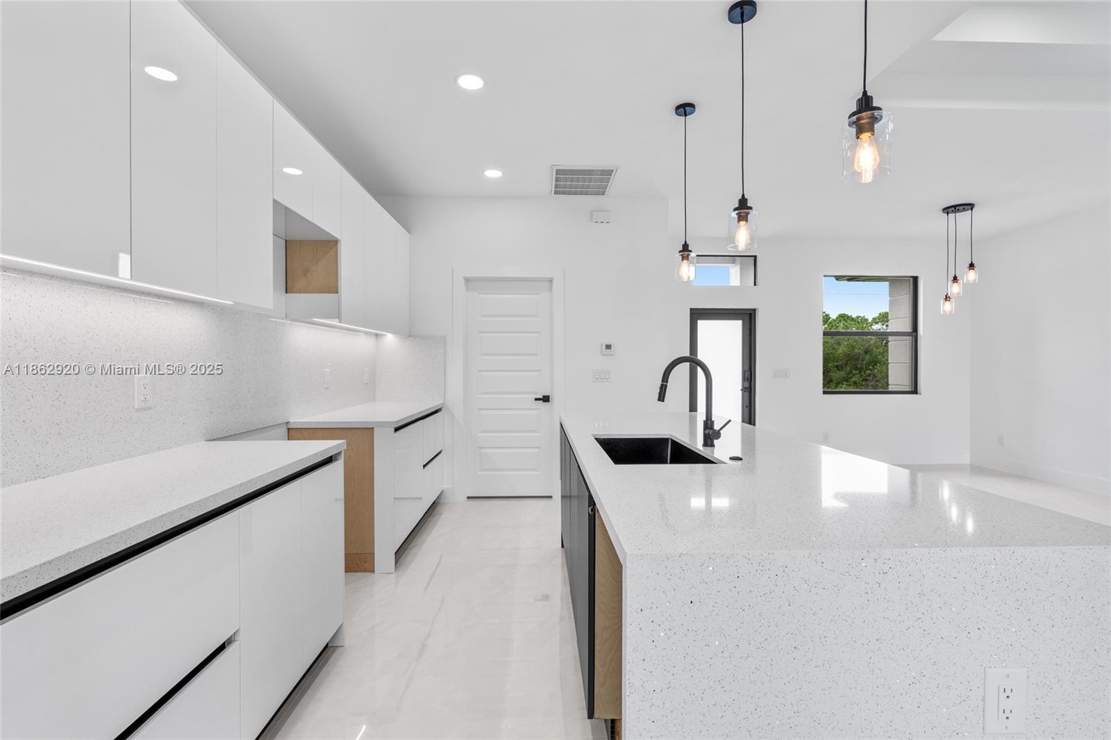 Sunshine - Residential