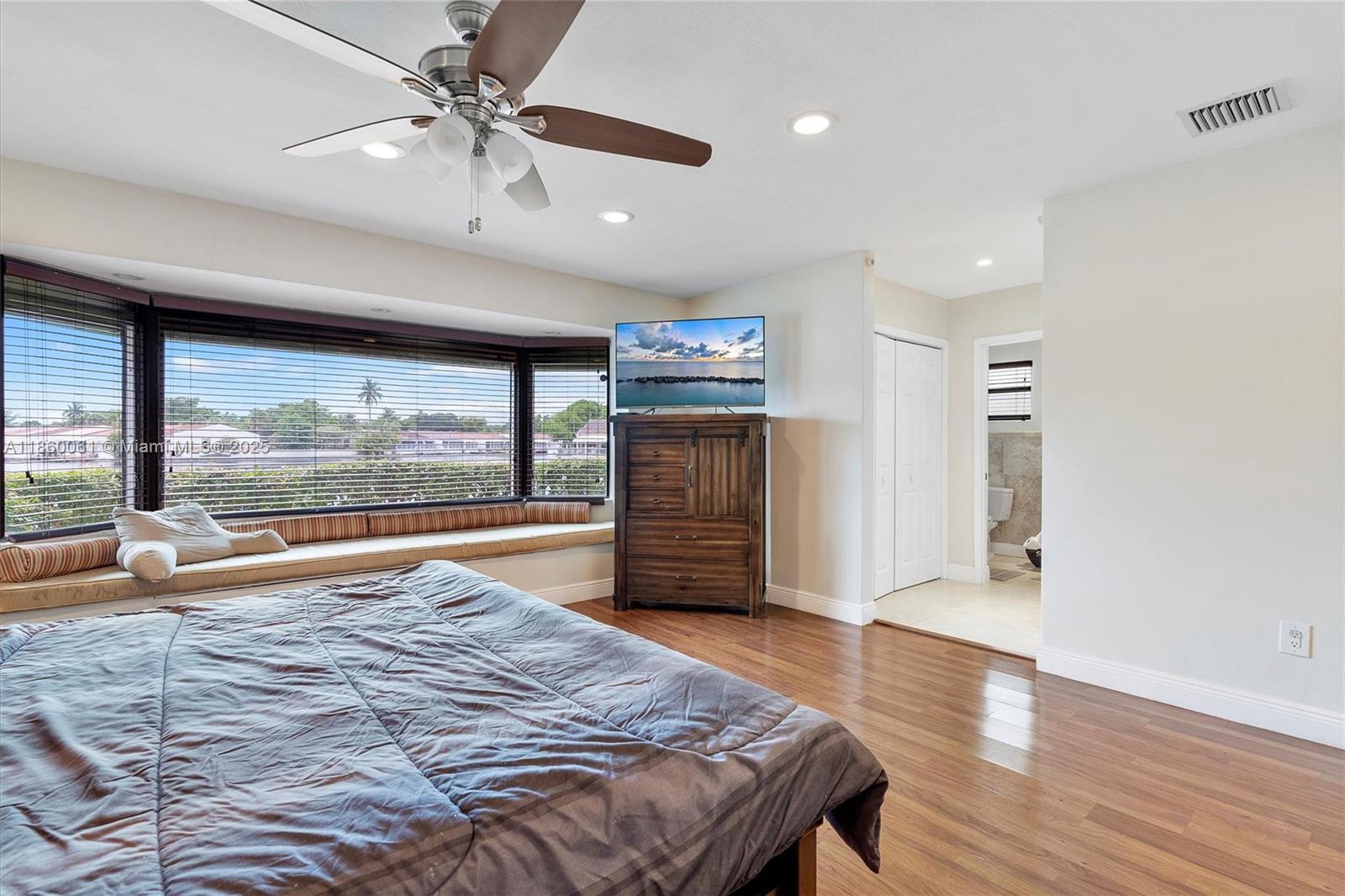 MIAMI LAKES LAKE MARTHA S - Residential