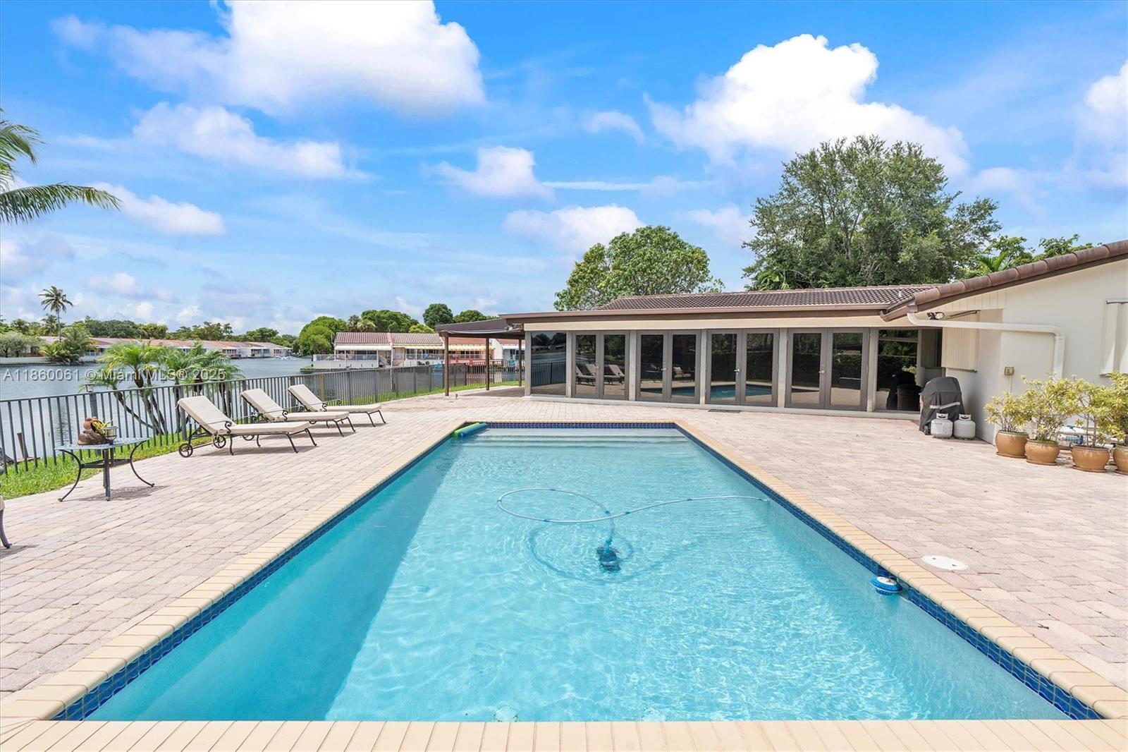 MIAMI LAKES LAKE MARTHA S - Residential