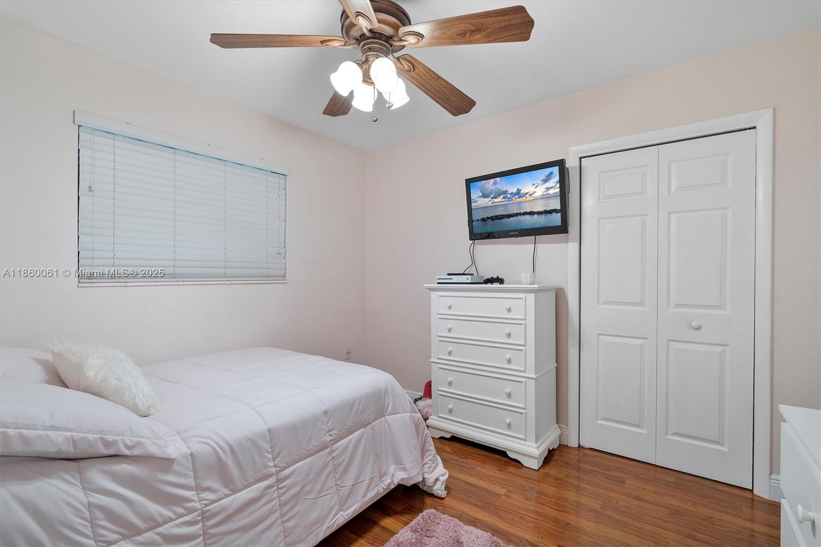 MIAMI LAKES LAKE MARTHA S - Residential