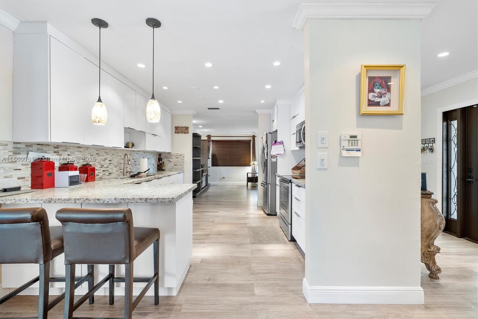 MIAMI LAKES LAKE MARTHA S - Residential