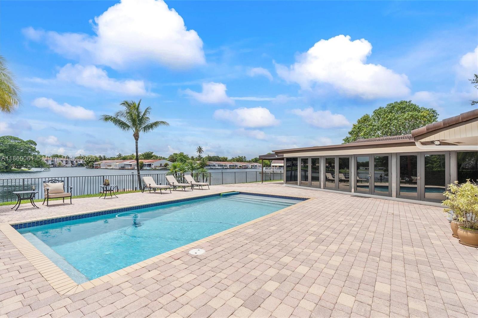 MIAMI LAKES LAKE MARTHA S - Residential