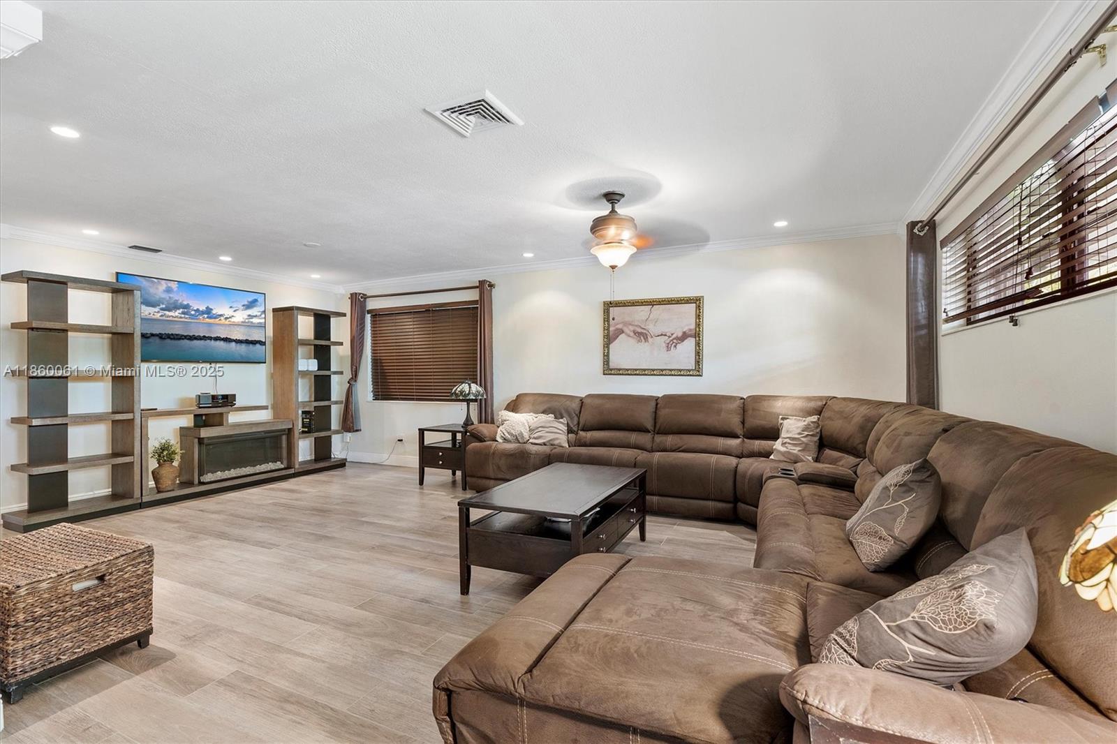 MIAMI LAKES LAKE MARTHA S - Residential