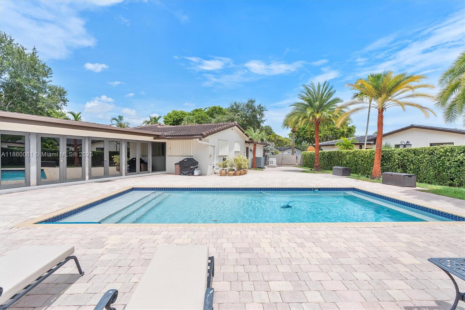 MIAMI LAKES LAKE MARTHA S - Residential