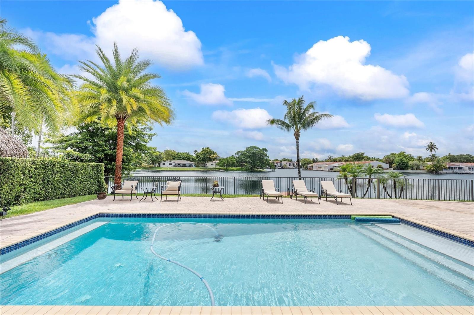 MIAMI LAKES LAKE MARTHA S - Residential