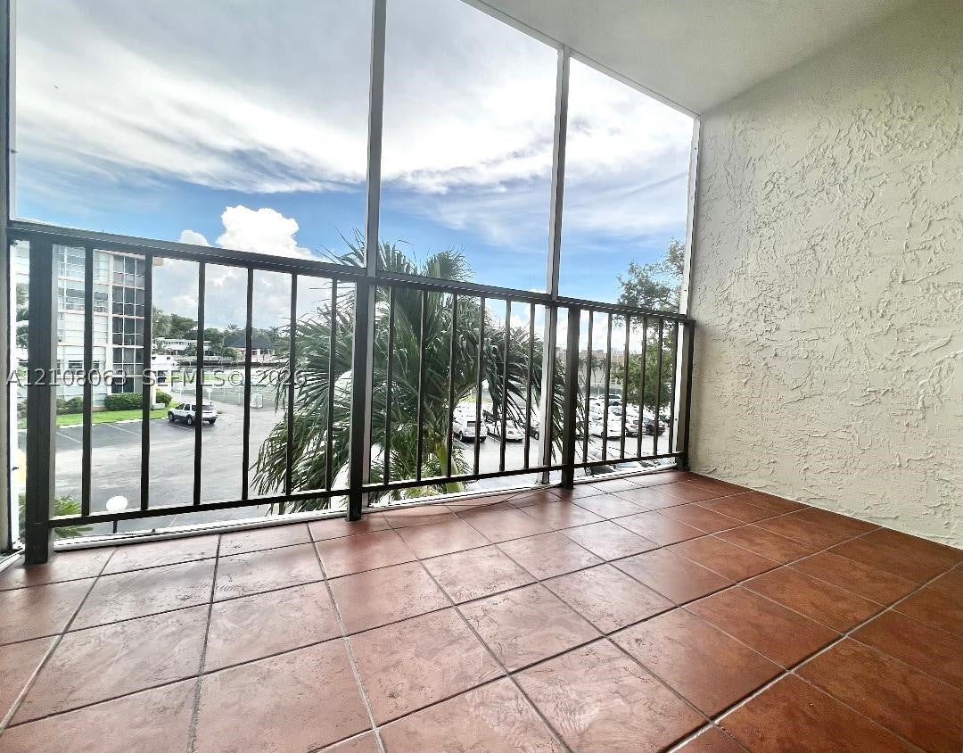 701 Three Islands Blvd 315