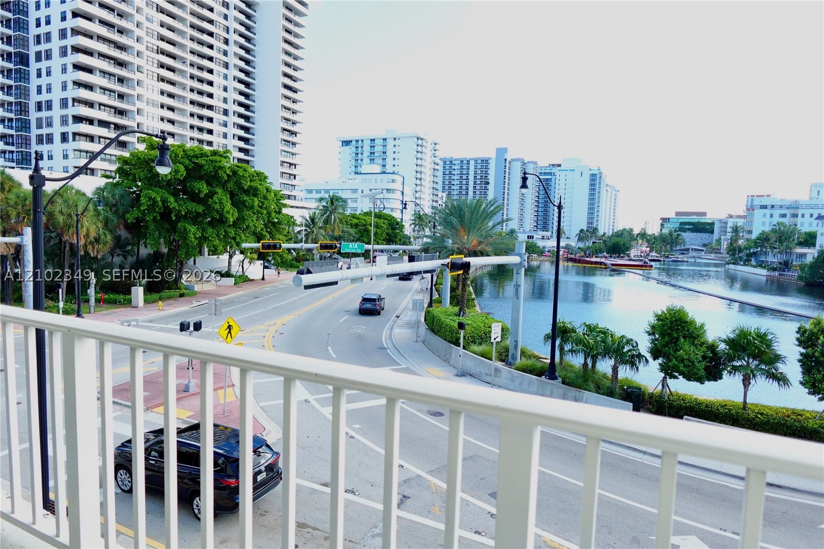 2600 Collins Ave 308