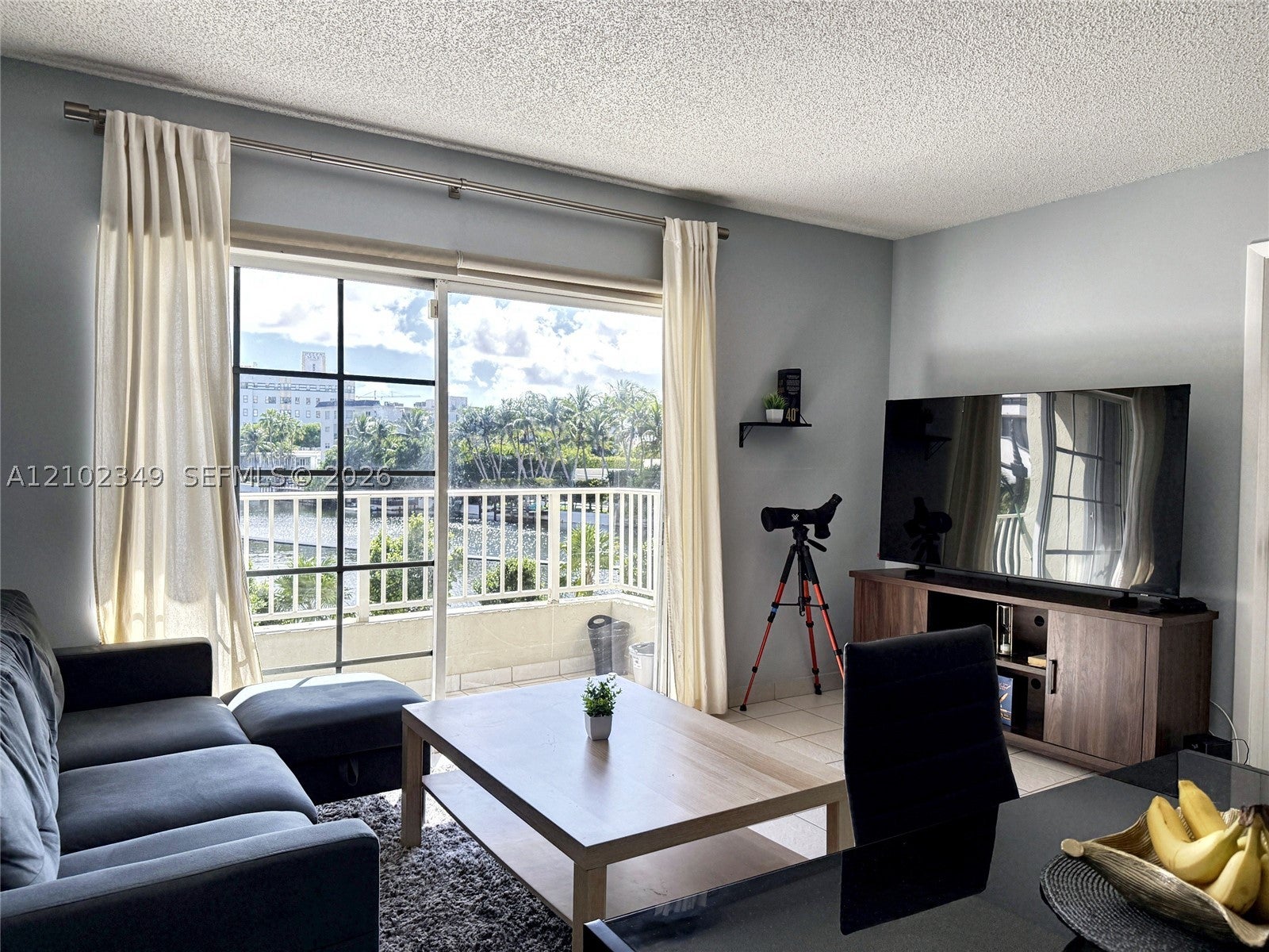2600 Collins Ave 308